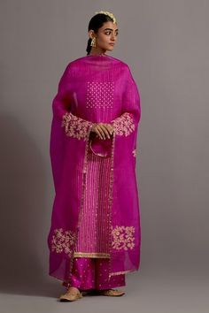 Fuchsia straight kurta with zardozi and pearl stripes embroidery. Comes with zardozi phool booti embroidered hem broad pant and jaal embroidered box organza dupatta. - Aza Fashions Suit Salwar Design, Latest Party Wear Suits, Striped Kurta, Salwar Design, Boutique Style Dresses, Suit Salwar, Kurta Pant Set, Anarkali Dress Pattern, Salwar Designs