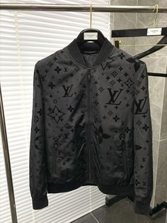 Expensive Clothes Men, Lv Clothes, Louis Vuitton Jacket, Designer Jackets For Men, Black Louis Vuitton, Swag Outfits Men, Street Fashion Men Streetwear