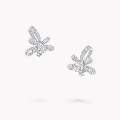 Tilda’s Bow Pear Shape Diamond Stud Earrings Delicate Diamond Rings, Classic Diamond Ring, Diamond Drop Necklace, Round Diamond Earrings, Diamond Bows, High Jewellery, Engagement Ring Shapes, Platinum Jewelry, Bow Jewelry