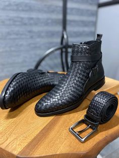 Gentleman Shoes, Mens Boots Fashion, Mens Leather Boots, Chelsea Boots Men, Black Chelsea Boots, Buckle Boots, Mens Shoes Boots, Leather Shoes Men, Leather Buckle