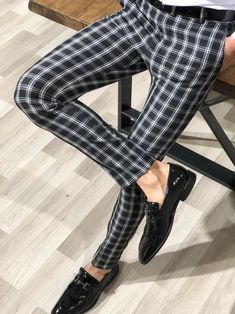 Ferrar Plaid Black Slim Pants Mens Plaid Pants, Black Plaid Dress, Black Slim Pants, Slim Fit Pants Men, Plaid Dress Pants, Formal Men Outfit, Pants Outfit Men, Summer 19, Checked Trousers