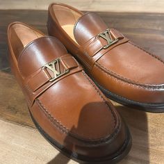 Excellent Condition And Never Worn Designer Brown Business Loafers, Luxury Slip-on Dress Shoes, Louis Vuitton Loafers Men, Lv Loafers, Louis Vuitton Loafers, Shoes Louis Vuitton, Lv Men, Loafers For Men, Brown Loafers