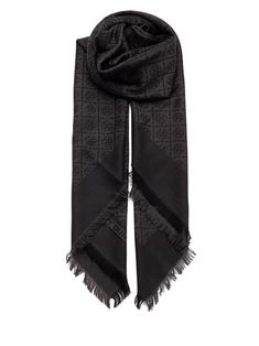 Black scarf from Tory Burch in wool and silk, jacquard monogram. Luxury Scarves For Work, Luxury Scarves For Workwear, Luxury Black Scarf For Formal Occasions, Luxury Black Scarf For Fall, Luxury Black Formal Scarves, Luxury Black Pashmina Scarf, Black Rectangular Silk Scarf, Tory Burch Scarf, Luxury Designer Black Scarves