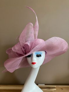 "Large Wide brim sinamay hat in lavender with extra-large bow, elegant, light and comfortable to wear. Head size is about 22.5\" unless otherwise requested. All hats include a sizing band to adjust for a comfortable fit.  Key Features: Wide brim Appr: 6-6.5\" Head Grith Appr: 22.5\" and adjustable to fit sizes smaller than 22.5\" Crown Deep Appr: 4.5\" Processing Time: 1-3 business days Warm tips:  ❤️Group discount on 3 or more pieces, please contact me for further information on group discount. Pink Wide Brim Hat, Race Wedding, Ascot Horse Racing, Tea Hat, Tea Hats, Horse Races, Sinamay Hats, Wedding Tea, Elegant Hats