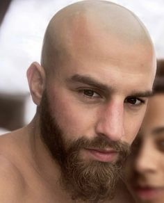 Bald Head Man, Shaved Head Styles, Bald Boy, Bald Head With Beard, Viking Beard Styles, Shaved Head With Beard, Beard And Mustache Styles, Bald Men With Beards, Bald Men Style