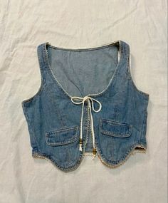 Hozier Concert Outfit Summer, Sewed Tops, Closet Must Haves, Ropa Upcycling, Diy Vetement, Looks Chic, Upcycle Clothes, Sewing Clothes