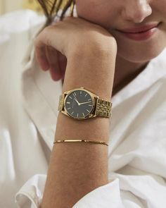 rightcolumn Black And Gold Watch, Classy Watch, Athleisure Trend, Watches Women Fashion, Stainless Steel Watch