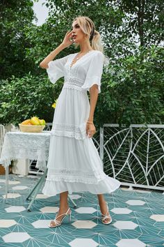 F00117083-104 Elegant A-line V-neck Beach Dress, Elegant A-line V-neck Dress For Beach, Flowy V-neck Midi Dress With Lace Trim, Elegant V-neck Maxi Dress For Vacation, Flowy V-neck Boho Dress With Lace Trim, Elegant Fitted V-neck Dress For Vacation, V-neck Lined Maxi Dress For Daywear, V-neck Dress With Lace Trim For Vacation, Elegant Flowy V-neck Dress For The Beach