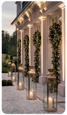 Classy Outdoor Christmas Decor, Christmas Party Outdoor, Church Christmas Decor, Luxury Christmas Decor, Christmas Coffee Table Decor, Pinterest Christmas, Christmas December, Amazon Christmas, Classroom Christmas