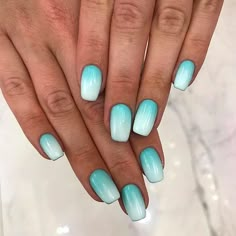 The top turquoise nails and teal nails right now Teal Nail Designs, How To Do Ombre, Ombre Gel Nails, Blue Ombre Nails, Ombre Nail Art Designs, Unghie Sfumate, Teal Nails, Turquoise Nails, Nail Designs Tutorial