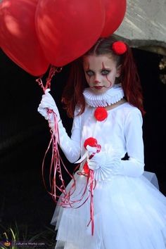 Pennywise Halloween Costume, Diy Fantasia, Uhyggelig Halloween, Baby Kostüm, Scary Halloween Costumes, Halloween Costume Contest