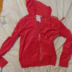 Victoria's Secret Velvet Jacket Size Medium New Without Tags Victoria Secret Velour Tracksuit, Pink Victoria Secret Jacket, Victoria Secret Pink Sweater, Vs Pink Hoodie, Victoria's Secret Pink V-neck Sleepwear, Velvet Jacket, Velvet Tops, Victoria's Secret Pink, Secret Pink