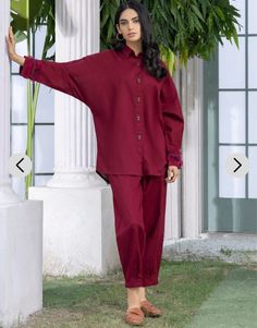 Kurti Aesthetic, Simple Shirt Design, Style Outfits Summer, Designs Kurti, Summer Vibes Aesthetic, Aesthetic Summer Outfits, Simple Dress Casual, Designer Aesthetic, Latest Kurti