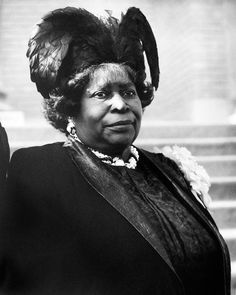 Lady in Black Hat with Feathers | See more Portrait Photography at https://www.1stdibs.com/art/photography/portrait-photography on 1stdibs African Feather Hat, African American Black And White Photos, Black And White African American Photography, Old African American Photos, Vintage Black Hat With Feathers, Lady In Black, Women Church, African American Culture, History Quotes