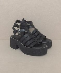 Strappy Sandals Gladiators, Gladiator Sandals Heels, Black Gladiator Sandals, Sandals Platform, Swim Shoes, Sneaker Wedge, Swimwear Outfit, Bottom Clothes, Chunky Heel