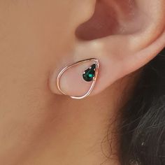 Minimal Ear CuffEmerald crystal earringsSwarovski | Etsy Rose Gold Ear Cuff, Crystal Earrings Swarovski, Non Pierced Earrings, Emerald Crystal, Geode Earrings, Opal Earrings Stud, Gold Jewelry Simple, Crystal Rose