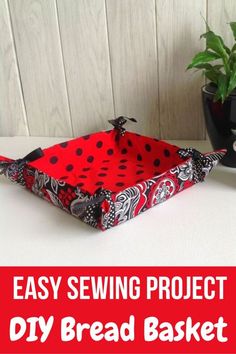 the easy sewing project diy bread basket is perfect for beginners to sew