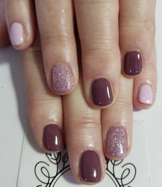 Neutral Nail Art Designs, Mauve Nails, Sparkle Nails, Colorful Nail Designs, Neutral Nails, Dipped Nails, Fancy Nails, Nail Polishes, Powder Nails