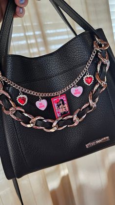 Punk Rock Valentines Themed Purse Charm ♡ Silver Hardware with Charms ♡ Super Cute Addition to any TOP HANDLE or TOTE Purse! Simply just clip the heart clips onto the purse handle and it'll drape across your bag!!  All our Purse Charms are HANDMADE and Unique ♡ Decorating Purses Ideas, Purse Trinkets, Decorated Purse, Rock Valentines, Purse Decor, Goth Purse, Ig Pics, Valentines Day Love, Purse Handles