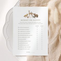 a card that says, mommy or daddy on the front and back of it with two dogs