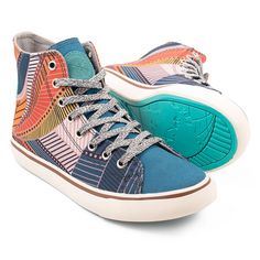 Earthy hues and pops of turquoise come together to create a pattern symbolizing the natural beauty of the Mediterranean islands. Cushion removable insole 100% Rubber outsole High quality cotton laces 100% Vegan Running Tops, Us Man, Sky High, The Mediterranean, A Pattern, Cotton Lace, Black Bird, Cyprus, Hoka Running Shoes