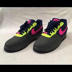 Nike Air Force 1 3m Thinsulate B200 Series Condition: New /Never Worn Color: Dark Gray, Hot Pink, Neon Green, Dark Blue Size: 12 Reflective Material 3m Thinsulate/ Insulation B200 Series For Cold Weather Offers Welcome Comes With Box As Is Sporty Nike Air Force 1 In Pink For Sports, Sporty Pink Nike Air Force 1 For Sports, Pink Outdoor Sneakers With Air Cushioning, Nike Air Force 1 High-top Pink With Cushioned Footbed, Pink High-top Nike Air Force 1 With Cushioned Footbed, Nike Pink Sneakers For Outdoor, Pink Nylon Outdoor Sneakers, Custom Pink High-top Fade-resistant Sneakers, Pink Nylon Athleisure Sneakers