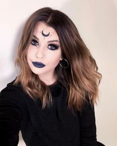 Witch Skincare, Karneval Diy, Fete Emo, Bold Makeup Looks, Halloween Makeup Pretty