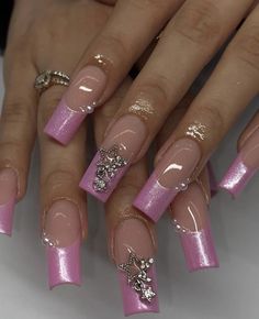 Quince Photoshoot, Fan Nails, Retro Nails, Edgy Nails, Colored Acrylic Nails, Y2k Nails, Classy Acrylic Nails, Short Square Acrylic Nails, Pink Acrylic Nails