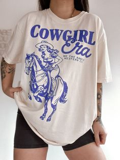 Cowgirl Era Tee, Vintage Inspired Western Aesthetic Trendy Graphic Tee - Etsy Cowgirl Era, Western Fits, Vintage Cowgirl, Aesthetic T Shirts, Aesthetic Shirts, Trendy Graphic Tees, Cow Girl