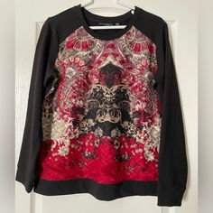 Brand New Without Tags Susan Graver Weekend Sweatshirt In Size S. This Oh So Soft And Cozy Sweatshirt Is A Classic Black With A Gorgeous Front Overlay In A Floral And Paisley Pattern Of Red, Black, Grey, Tan And Cream. This Go-To Closet Staple Will Instantly Dress Up Any Look! It Measures Approx. 21” From Armpit To Armpit And Is Approx. 25” Long With An Approx. 22.5” Sleeve. Made Of 57% Cotton, 38% Polyester And 5% Spandex. Machine Wash. Fall Crew Neck Blouse With Graphic Print, Black Graphic Print Crew Neck Blouse, Black Crew Neck Blouse With Graphic Print, Overlay Color, Weekend Sweatshirt, Susan Graver, Black Sweatshirt, Cozy Sweatshirts, Paisley Pattern