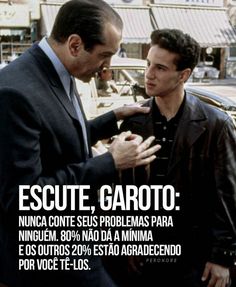 two men standing next to each other in front of a building with the caption'escute garoto '