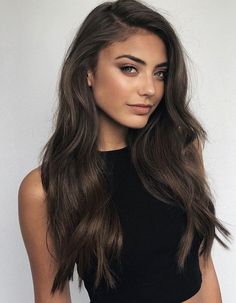 wavy brown hair #beauty Wig Snatched, Deep Brown Hair, Rambut Brunette, Kadeřnické Trendy, Ash Hair Color, Cool Short Hairstyles, Long Brown Hair, Hair Brown, Bridal Hairstyles