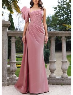 Simple Elegant Gown, Evening Gowns Pink, Elegant Silk Dress, Gown Patterns, Prom Dress Trends, Gown Elegant, Pink Dusty, Floor Length Prom Dresses, Dresses Formal Elegant