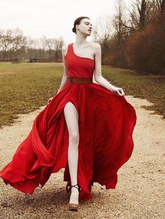 brave people wear red clothes Chiffon Party Dress, Red Chiffon, Red Prom, Red Prom Dress, Red Wedding, Formal Evening Dresses, Lanvin, Special Occasion Dresses