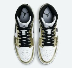 Jordan 9 Retro, Air Jordan 1 Mid Se, Perfect Sneakers, Nike Air Jordan 1 Mid, Jordan Model, Mid Top Sneakers, Black And White Shoes, Air Jordan Sneakers, Air Jordan 1 Mid