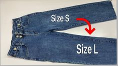 two pairs of blue jeans with the words sizes and size printed on them