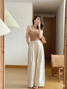 Outfit Ideas Monsoon, Petite Short Legs Outfits, Modern Feminine Style Outfit, Summer Outfits Tall Women, Outfit For Picnic Casual, Korean Girl Outfits Summer, Cute Korean Fashion Summer, Korean Casual Outfits Simple, Tita Outfit Ideas