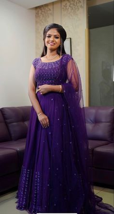 Leghanga Half Saree Latest, Lehanga Designs Latest Party Wear, Latest Half Saree Designs Party Wear, Lehanga Designs Latest For Wedding, Saree Gown Party Wear, Indian Party Wear Gowns, Kerala Engagement Dress, Gown Dress Design