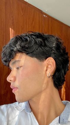 Taper Fade Short Hair, Fade Haircut Curly Hair, Male Haircuts Curly, Mens Haircuts Short Hair, Guy Haircuts Long, Men Haircut Curly Hair, Mullet Haircut, Mens Hairstyles Thick Hair, Wavy Hair Men