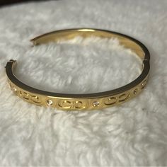 Style Cx686 Materials Plated Metal Chic Gold Coach Bracelets, Chic Gold Coach Bracelet, Chic Coach Bangle Bracelet, Chic Coach Bracelet Jewelry, Chic Coach Bracelet, Chic Coach Bracelets For Gift, Art Tablet, Coach Keychain, Vintage Umbrella