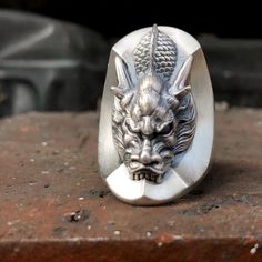 made by Dualflow 龍 dragon silver ring made in JAPAN if you want other ring gauge please contact us. Unique Sterling Silver Ring With Dragon Design, Tiger Ring, Antique Silver Rings, Dragon Ring, Dragon Jewelry, Dragon Scale, Silver Work, Small Rings, Ring Photos