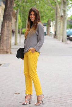 Yellow Trousers, Trendy Taste, Yellow Color Block, Outfits For Ladies, Color Jeans