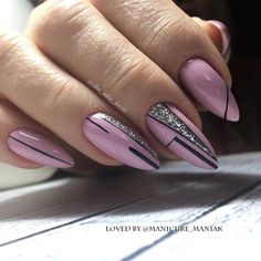 Новые пошаговые уроки маникюра | Дизайн ногтей Cateye Nailart Winter, Mary Nails, Matte Pink Nails, Fancy Nail Art, Geometric Nail Art, Nails Design With Rhinestones, Geometric Nail, Pink Nail Art