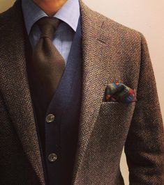 #menswear #mensfashion  Mens Fashion | #MichaelLouis - www.MichaelLouis.com Tweed Jacket Men, Terno Slim, Harris Tweed Jacket, Black Combination, Wool Waistcoat, Mens Fashion Smart, Hipster Mens Fashion, Traje Casual, Tweed Suits