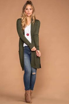 Outfit With Long Cardigan, Green Cardigan Outfit, Winter Business Outfits, Cardigan Outfit, Business Casual Outfits For Women, Green Cardigan, Cardigan Outfits, Business Outfit