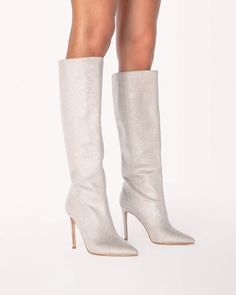 Silver knee-high boot White Cowgirl Boots, Metallic Boots, Dark Look, Silver Heels, Brown Ankle Boots, After Dark, Tall Boots, Suede Boots, Stiletto Heel