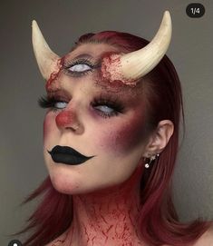 Demon Fx Makeup, Black Women Halloween Makeup, Demon Sfx Makeup, Crazy Person Makeup, Hard Halloween Makeup, Posessed Makeup Halloween, Creepy Sfx Makeup, Gorey Halloween Makeup, Gore Halloween Makeup Looks