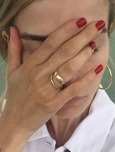 Nails Rings, Summer Nail Colors, Rings Aesthetic, Short Nail Designs, Summer Nails Colors, Gold Band Ring, Summer Nail, Aesthetic Grunge