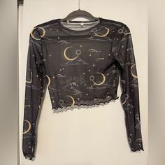 Sheer Witchy Cropped Shirt With Moons And Clouds. Never Worn Astrology Aesthetic Clothes, Moon Aesthetic Clothing, Moon Outfit Ideas, Saint Outfit, Moon Inspired Outfits, Witchy Clothes Aesthetic, Whimsigoth Shirt, Genshin Clothes, Witchcore Fashion