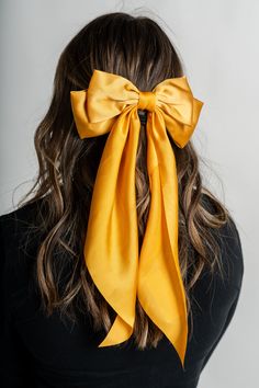 Butterfly satin hair bow clip yellow - Trendy Gifts at Lush Fashion Lounge Boutique in Oklahoma City Yellow Scrunchies Aesthetic, Hufflepuff Hairstyles, Yellow Bow Aesthetic, Hair Bows Aesthetic, Korean Hairclip, Navy Graduation, Blondie Lockes, Yellow Hair Bow, Yellow Hair Accessories